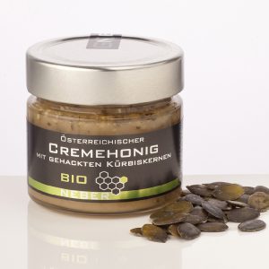 CREMEHONIG MIT GEHACKTEN KÜRBISKERNEN bio