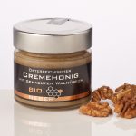 CREMEHONIG MIT GEHACKTEN WALNÜSSEN bio